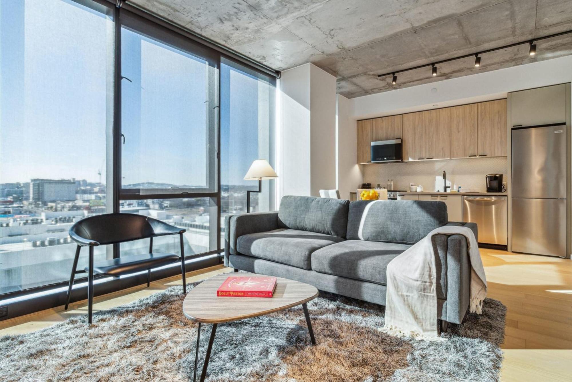 Contemporary City Living Apartments In Nashville Bagian luar foto